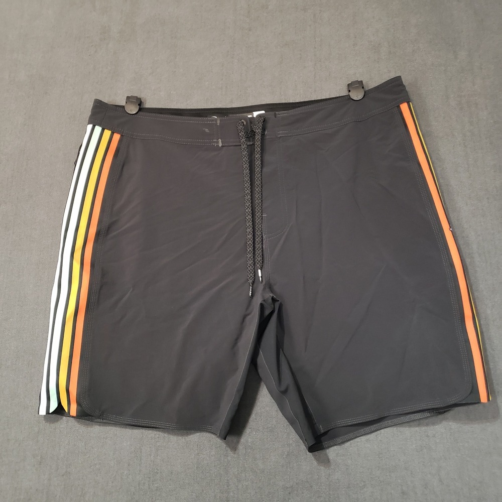Rip Curl Mirage Boardshorts Mens 40 Grey Striped Cordura Ultimate Stretch Trunks